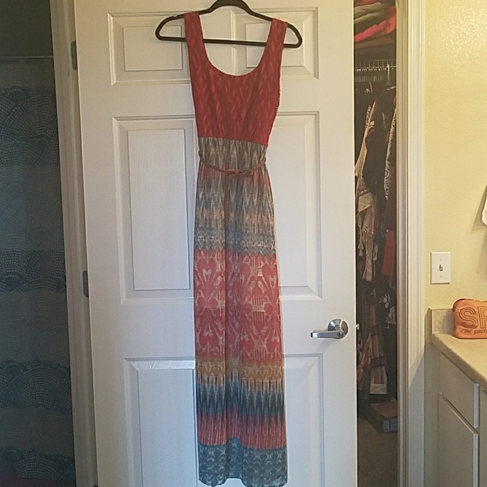 Maxi dress